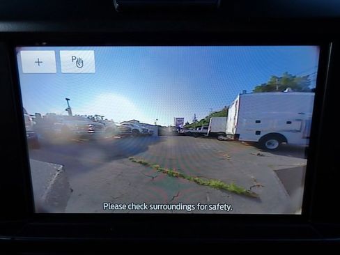 New 2025 Ford F350 XL w/ XL Chrome Package image 19