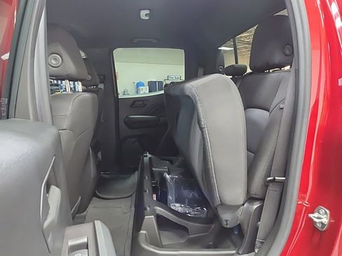 Used 2023 Chevrolet Colorado Trail Boss w/ Technology Package image 38