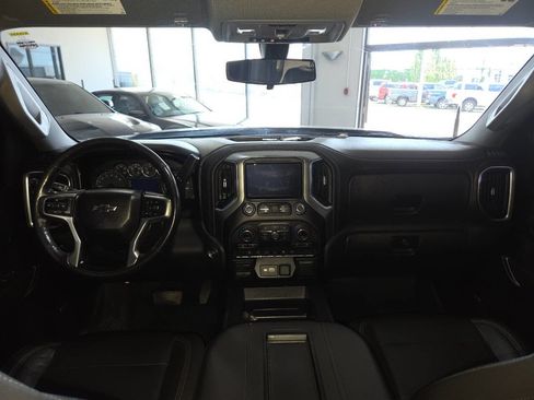 Used 2019 Chevrolet Silverado 1500 LT Trail Boss AWD/4WD image 27