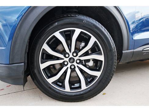 Used 2023 Ford Explorer ST-Line w/ Class IV Trailer Tow Package image 31