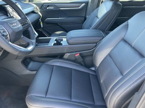 New 2026 GMC Acadia Elevation w/ Black Edition image 21