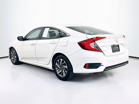Used 2018 Honda Civic EX image 5