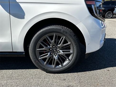 New 2025 Ford Expedition Max Platinum w/ Stealth Performance Package image 12