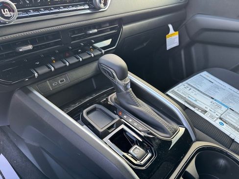 New 2026 Chevrolet Colorado LT w/ Advanced Trailering Package image 17