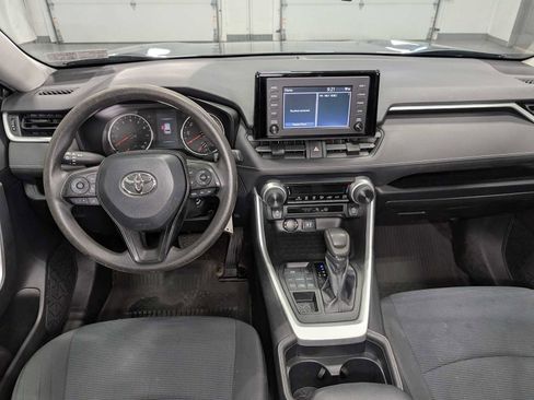 Used 2019 Toyota RAV4 LE image 16