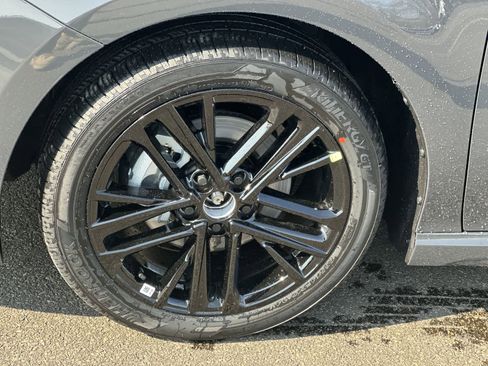 New 2026 Toyota Camry SE image 10