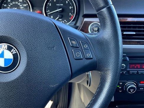 Used 2011 BMW 328i Wagon image 19