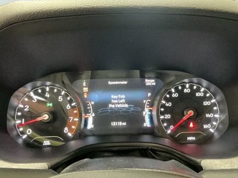 Used 2024 Jeep Compass Latitude AWD/4WD image 17
