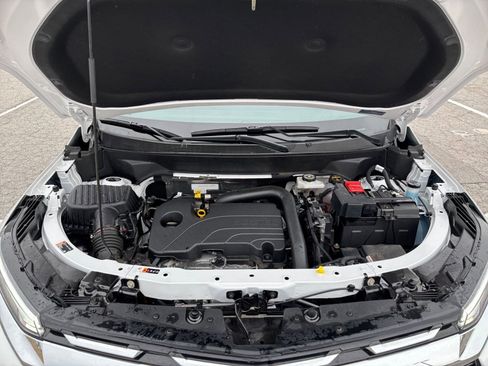 Used 2025 Chevrolet Equinox LT image 31