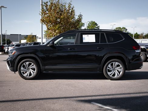 Used 2023 Volkswagen Atlas SE image 7