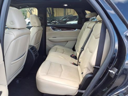 Used 2018 Cadillac XT5 Luxury w/ Driver Awareness Package image 16