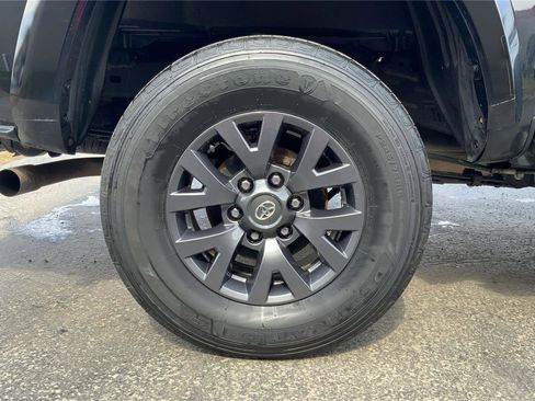 Used 2023 Toyota Tacoma SR5 image 28