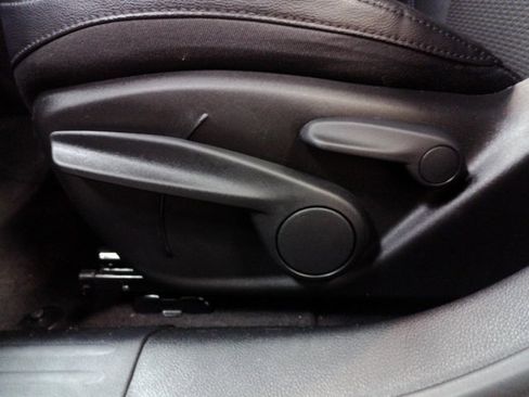 Used 2025 Jeep Compass Latitude w/ Altitude Special Edition image 12