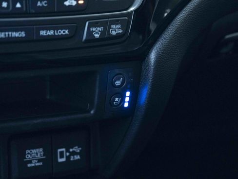Used 2023 Honda Passport Elite image 32