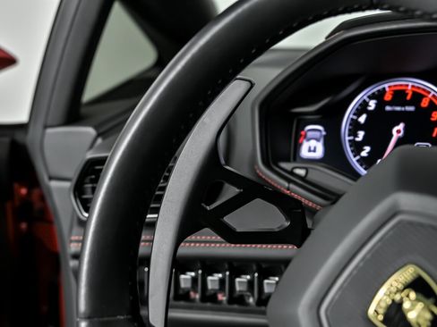 Used 2019 Lamborghini Huracan LP 580-2 image 37
