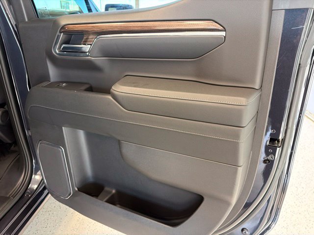 Used 2024 Chevrolet Silverado 1500 LT AWD/4WD image 38