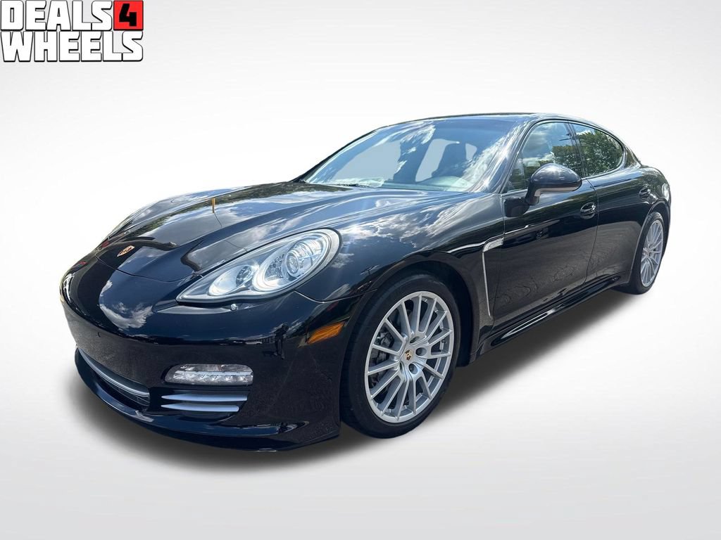 Used 2013 Porsche Panamera 4 Platinum Edition w/ Sport Chrono Pkg AWD/4WD 360° Tour
