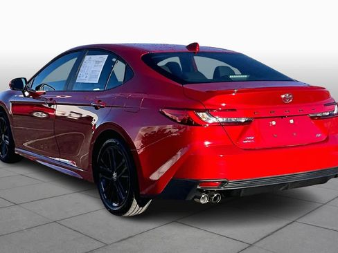 Certified 2025 Toyota Camry SE image 10