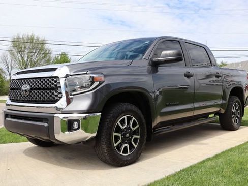 Used 2021 Toyota Tundra SR5 w/ TRD Off-Road Package AWD/4WD image 5