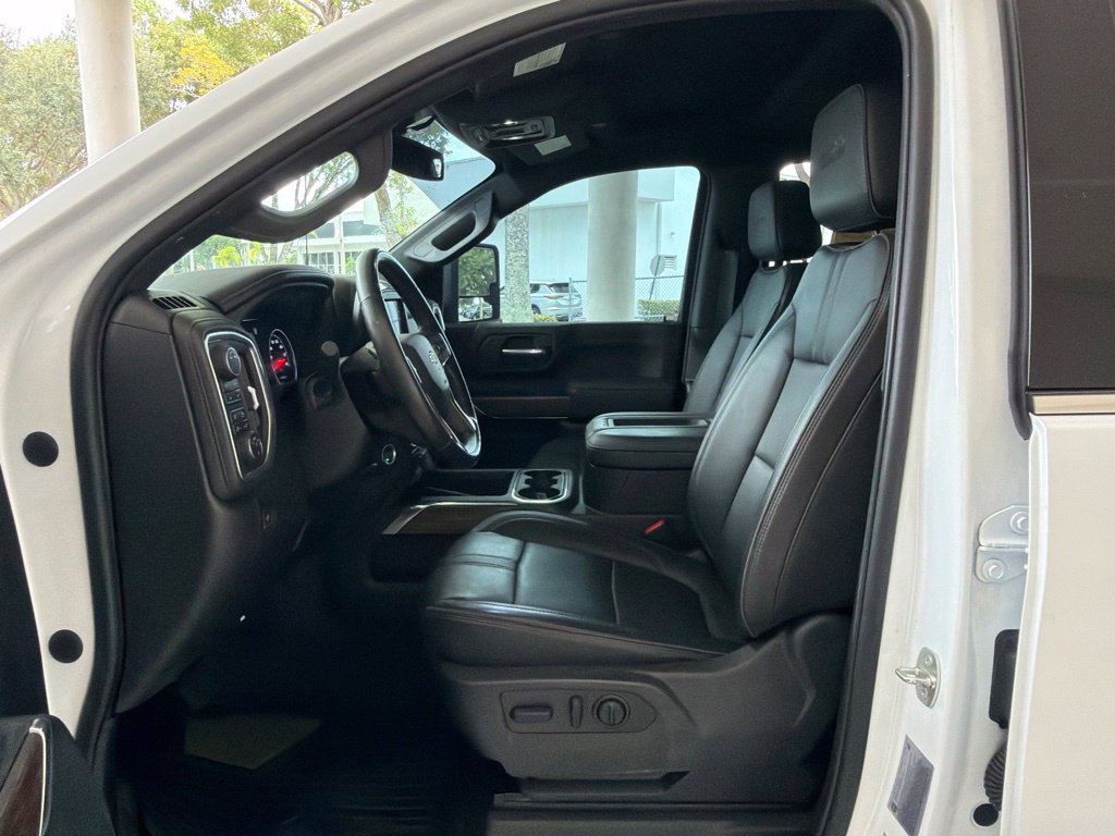 Used 2022 Chevrolet Silverado 2500 High Country w/ Z71 Off-Road Package AWD/4WD image 6