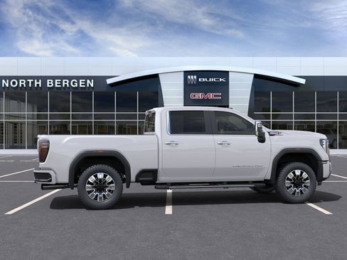 New 2025 GMC Sierra 2500 Denali image 5
