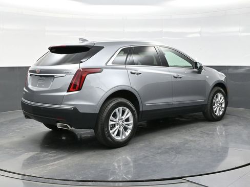 New 2026 Cadillac XT5 Luxury w/ LPO, Floor Liner Package image 7