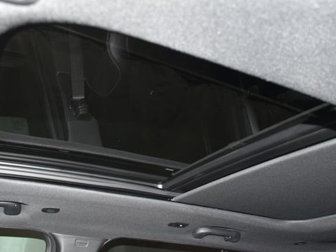 New 2025 Jeep Grand Cherokee Limited w/ Trailer Tow Package image 12