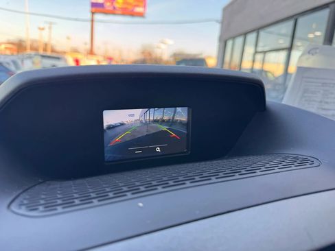 Used 2019 Ford Transit 250 130 Low Roof image 22