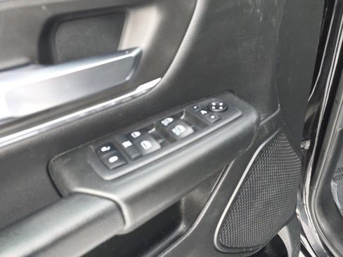 Used 2019 RAM 1500 Big Horn image 12