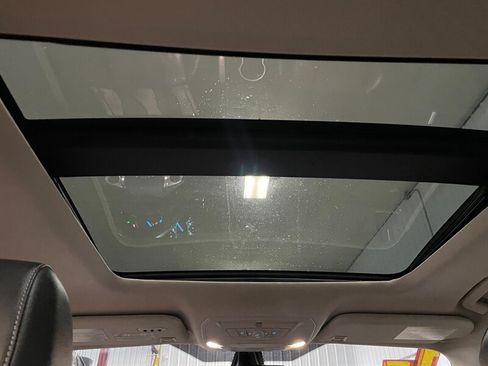 Used 2015 Ford Escape Titanium w/ Equipment Group 301A image 9