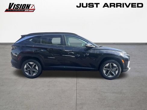Certified 2025 Hyundai Tucson SEL AWD/4WD image 6