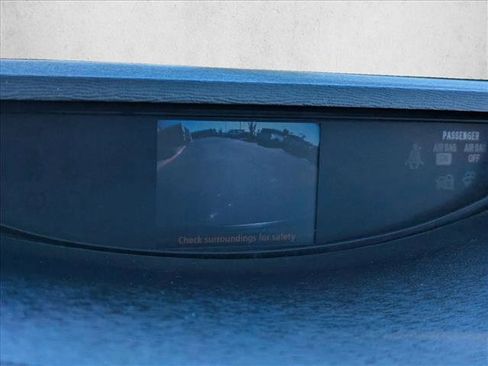 Used 2011 Toyota Venza image 13