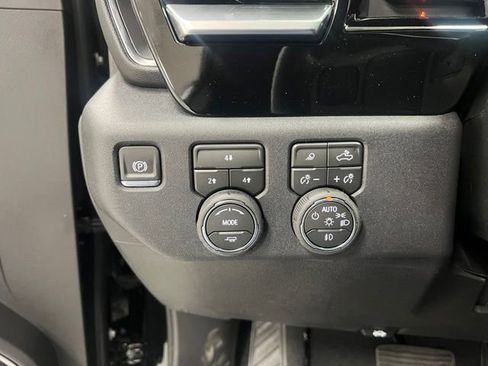 New 2026 Chevrolet Silverado 3500 LT w/ All Star Edition AWD/4WD image 13