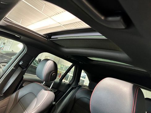 Used 2022 Mercedes-Benz GLC 43 AMG 4MATIC image 12