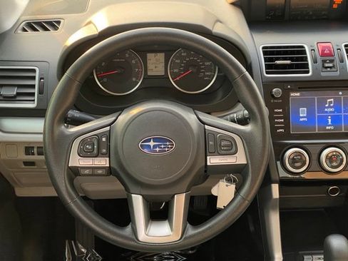 Used 2018 Subaru Forester 2.5i Premium AWD/4WD image 13