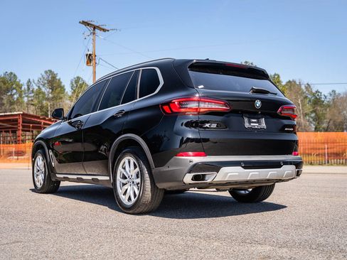 Used 2023 BMW X5 xDrive40i w/ Premium Package image 5