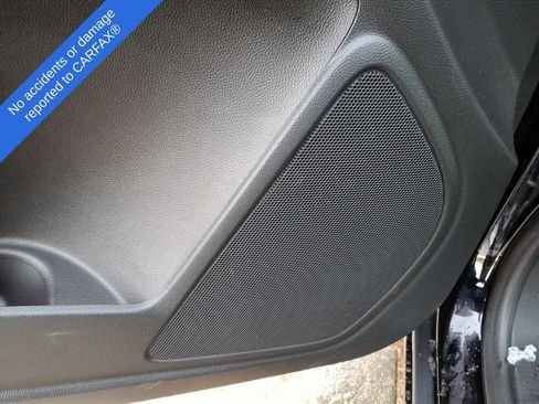 Used 2022 Chevrolet Colorado LT w/ LT Convenience Package image 15