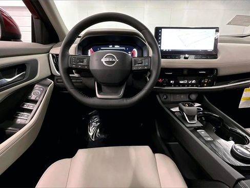 New 2025 Nissan Rogue SL image 19