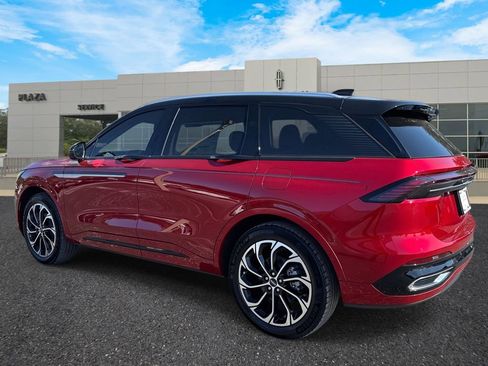 New 2026 Lincoln Nautilus Reserve image 5