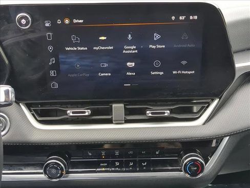 Used 2025 Chevrolet Equinox LT image 15