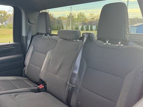 Used 2024 Chevrolet Silverado 2500 LT w/ Convenience Package image 15