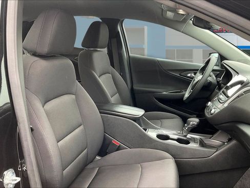 Used 2024 Chevrolet Malibu LT image 28