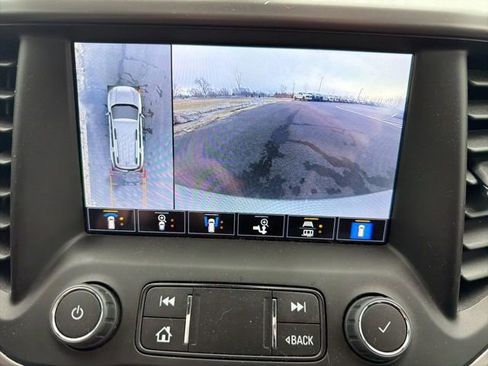Used 2023 GMC Acadia AT4 w/ Technology Package image 36
