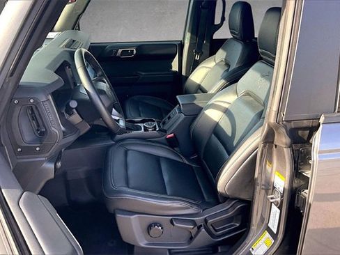 Certified 2025 Ford Bronco Badlands image 24