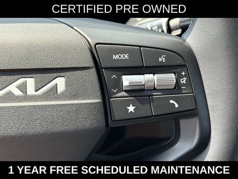 Used 2025 Kia K4 EX FWD image 23
