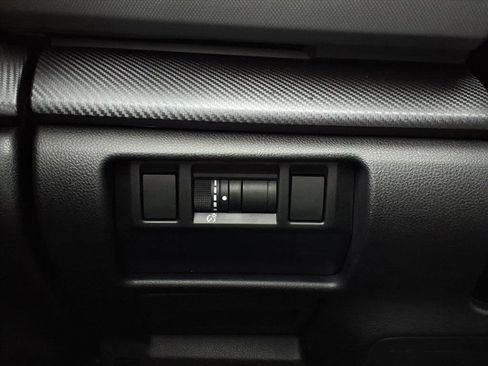 Used 2024 Subaru Crosstrek 2.5i Sport image 30