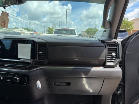 Used 2023 GMC Sierra 1500 Elevation AWD/4WD image 40