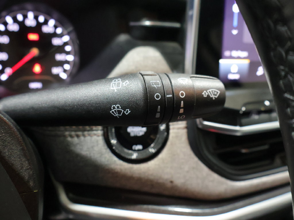 Certified 2022 Jeep Compass Latitude AWD/4WD image 32