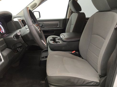 Used 2021 RAM 1500 Classic SLT image 17