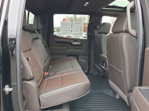 Used 2023 GMC Sierra 1500 Denali w/ Denali Reserve Package image 28